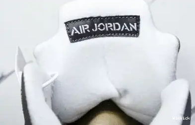 136027-005 Grey' Jordan 5 Retro 'Wolf 0511